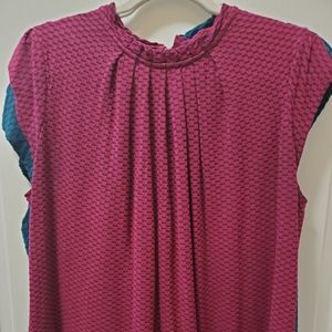 2 XXL elle mock neck cap sleeve tops